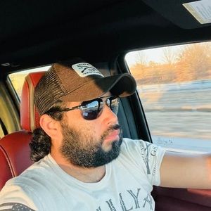 Meet your Posher, Roberto